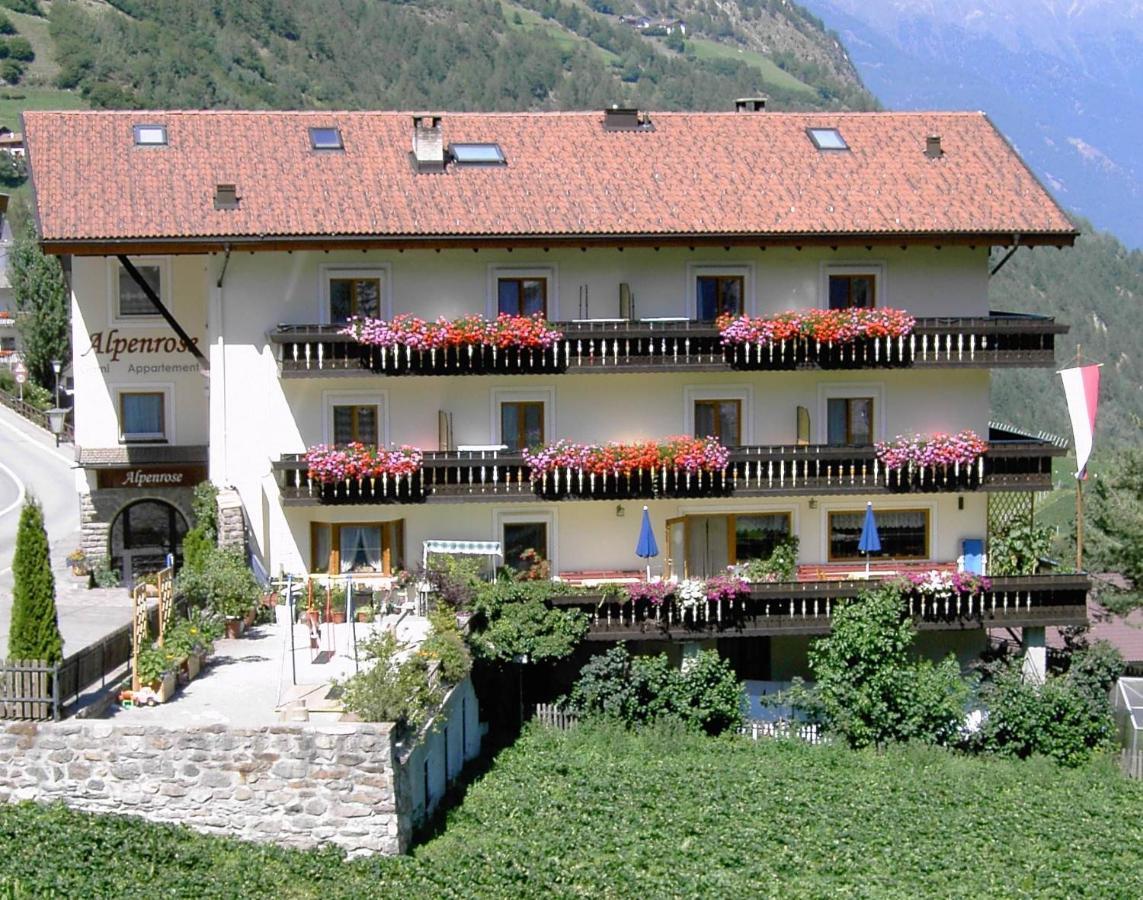 Aparthotel Alpenrose Martell Exterior foto