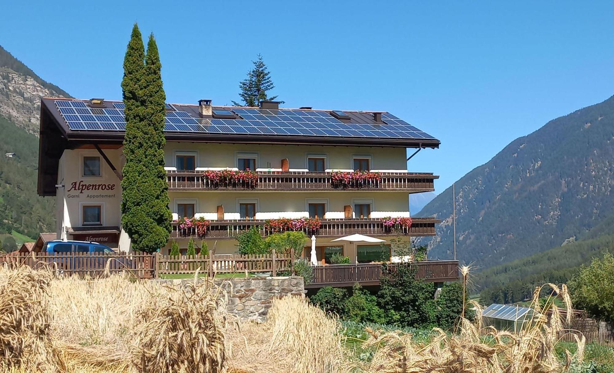 Aparthotel Alpenrose Martell Exterior foto